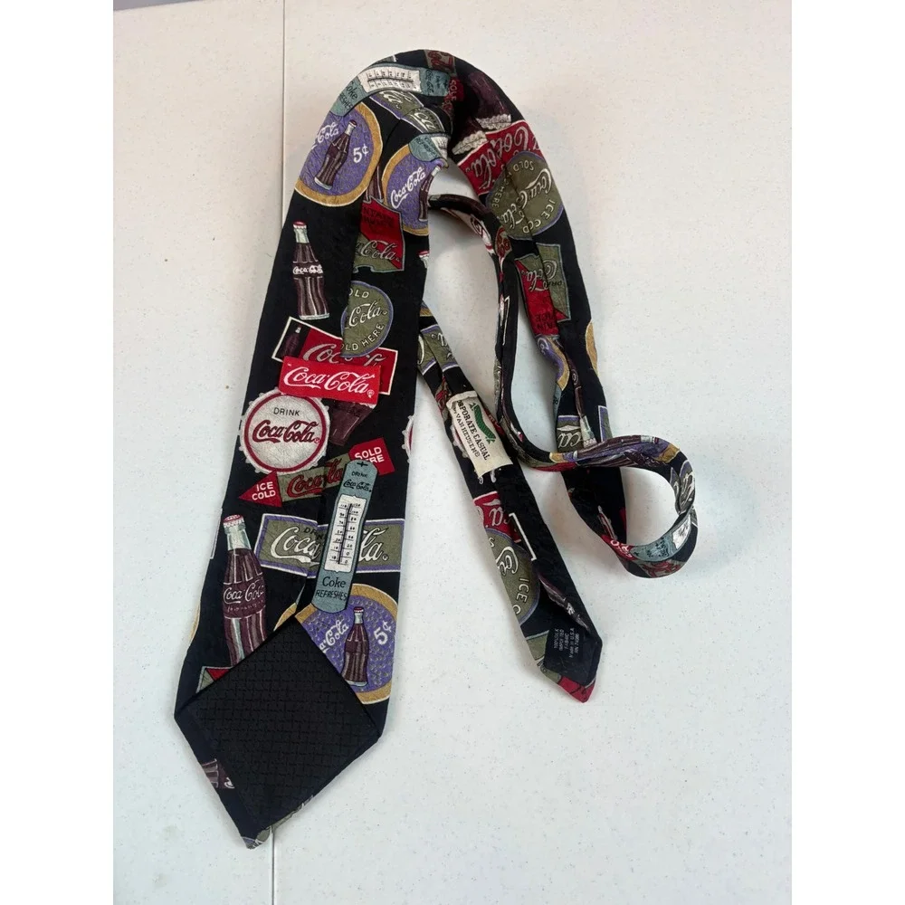 Coca-Cola Men's Silk Tie‎ Vintage Advertising Soda Pop Black Red USA